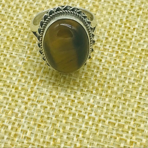 Sterling Silver.925 Tigers Eye Ring size 6.5 - Picture 3 of 6